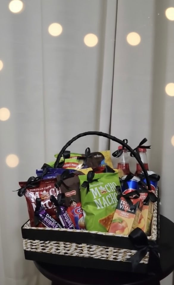 Snacks basket